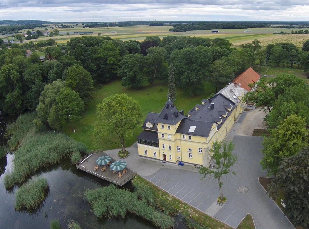 Palac Lucja Bb Zakrzów Eksteriør bilde